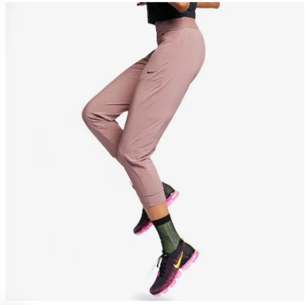 Nike Swift Running Division Track 7/8 Pants - image 4
